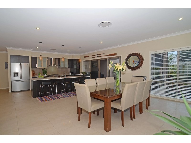 4 Monserrat Court, Reedy Creek QLD 4227