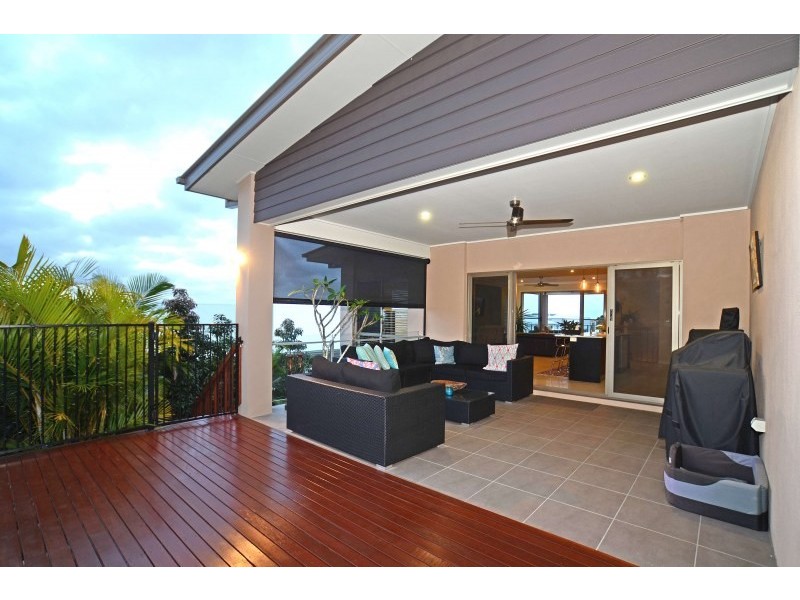 4 Monserrat Court, Reedy Creek QLD 4227