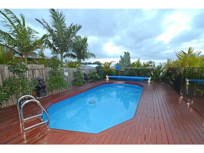 4 Monserrat Court, Reedy Creek QLD 4227