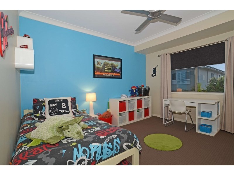 4 Monserrat Court, Reedy Creek QLD 4227