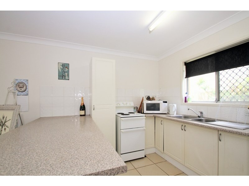2/222 Jefferson Lane, Palm Beach QLD 4221