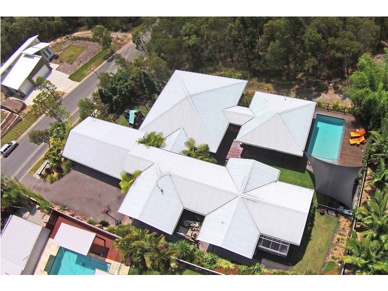 4 Golden Grove Boulevard, Reedy Creek QLD 4227