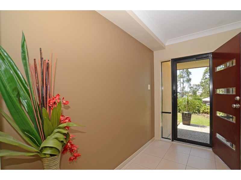 68 Observatory Drive, Reedy Creek QLD 4227