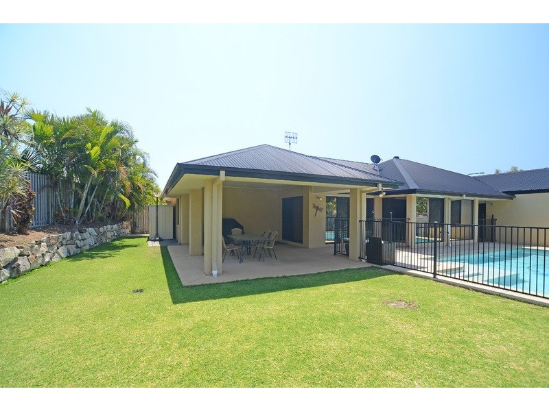 68 Observatory Drive, Reedy Creek QLD 4227