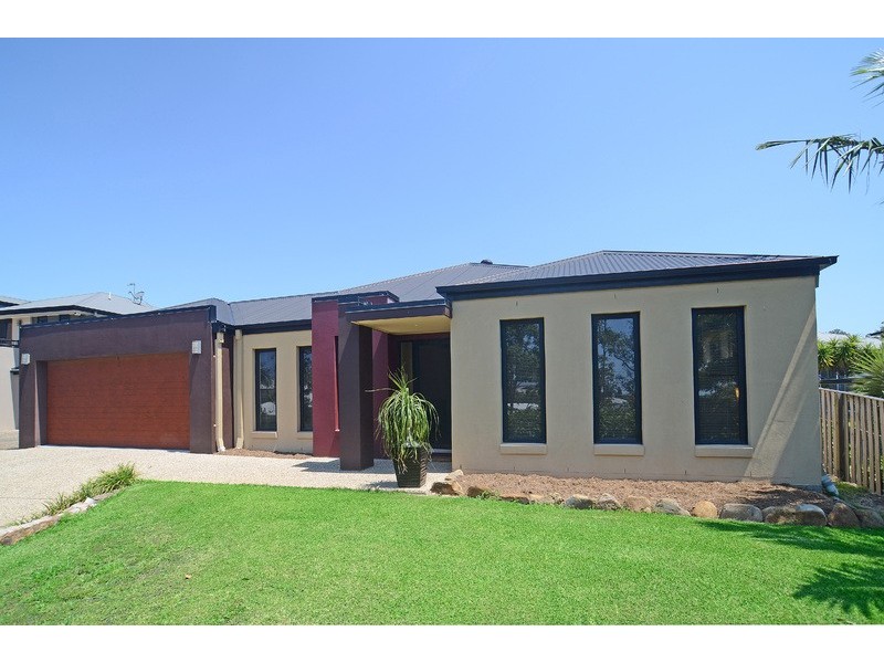 68 Observatory Drive, Reedy Creek QLD 4227