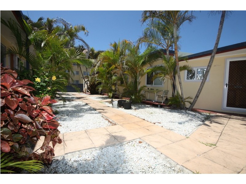 1265 Gold Coast Highway, Palm Beach QLD 4221