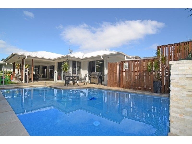12 Peregrine Street, Reedy Creek QLD 4227