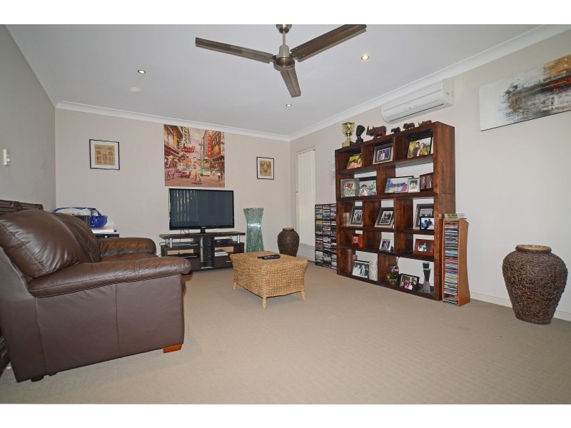 12 Peregrine Street, Reedy Creek QLD 4227