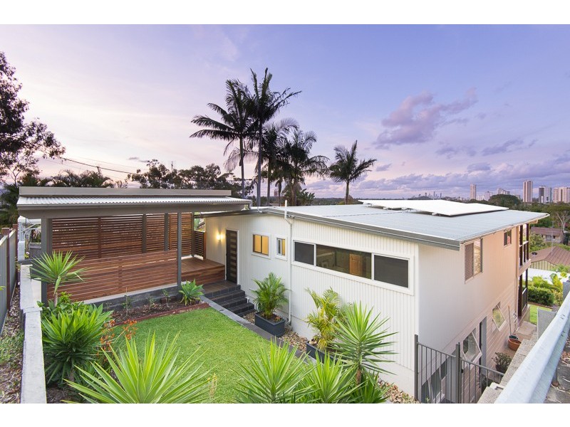 17 East Street, Burleigh Heads QLD 4220