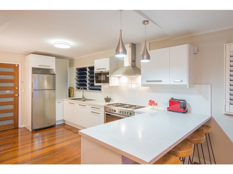 17 East Street, Burleigh Heads QLD 4220