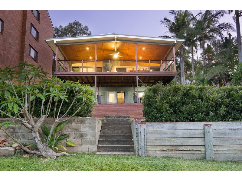 17 East Street, Burleigh Heads QLD 4220