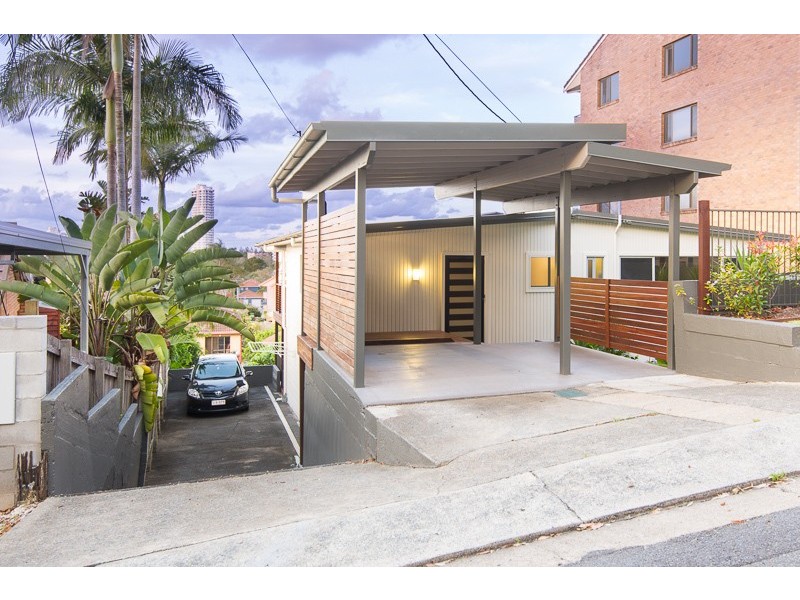 17 East Street, Burleigh Heads QLD 4220