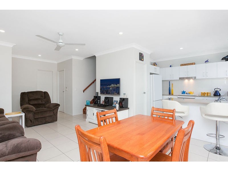 18/26 Careel Close, Helensvale QLD 4212