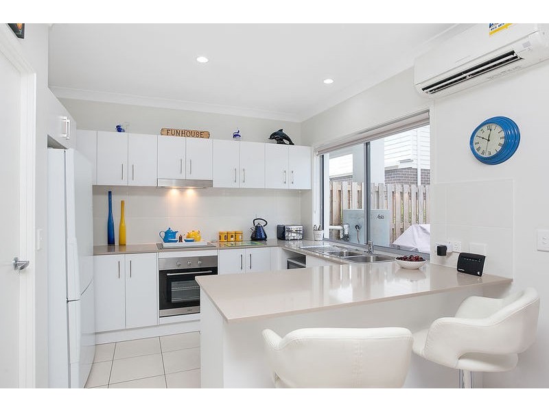 18/26 Careel Close, Helensvale QLD 4212