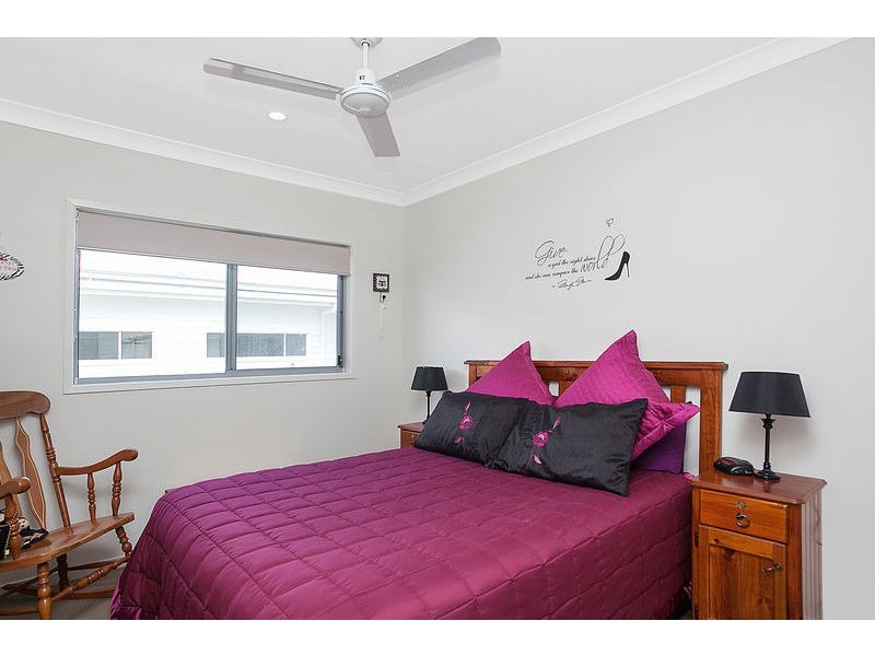 18/26 Careel Close, Helensvale QLD 4212