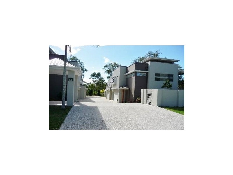 1/16 Careel Close, Helensvale QLD 4212