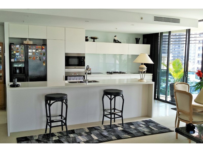 701/1 Oracle Boulevard, Broadbeach QLD 4218