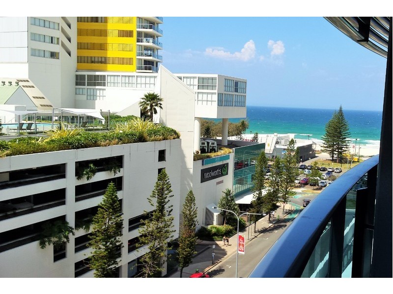 701/1 Oracle Boulevard, Broadbeach QLD 4218