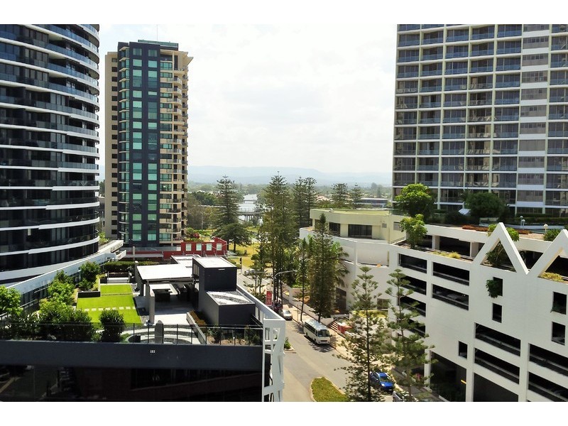 701/1 Oracle Boulevard, Broadbeach QLD 4218