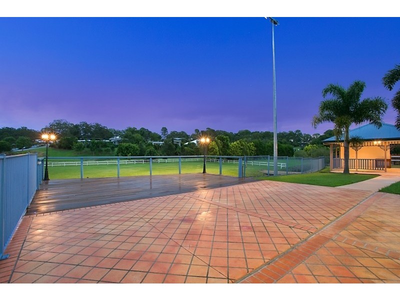 9 Dungogie Drive, Tallebudgera QLD 4228