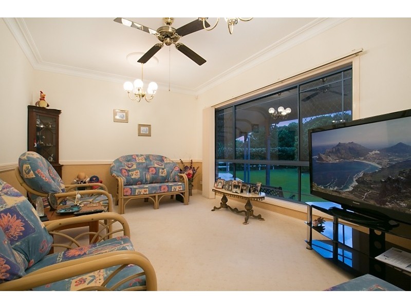 9 Dungogie Drive, Tallebudgera QLD 4228