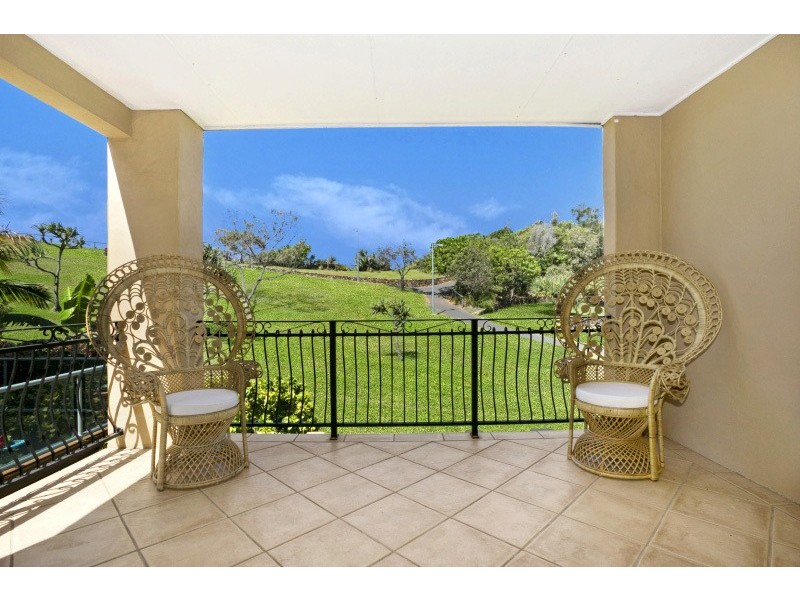 2/3 Brakes Crescent, Miami QLD 4220