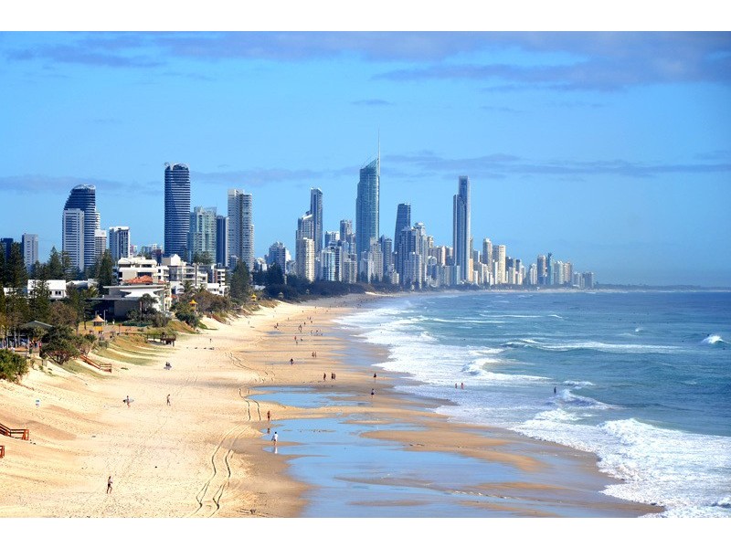 27 Brakes Crescent, Miami QLD 4220