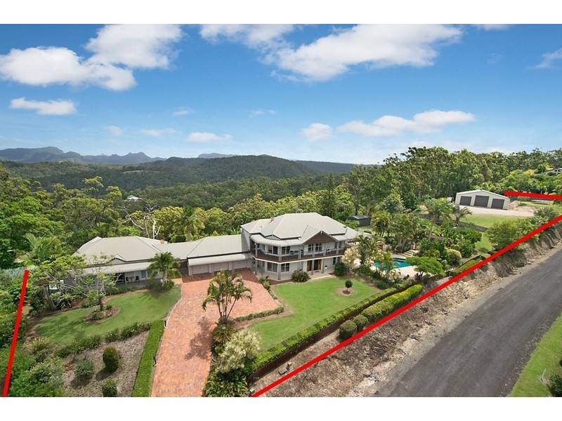 22 Brackenfield Court, Bonogin QLD 4213