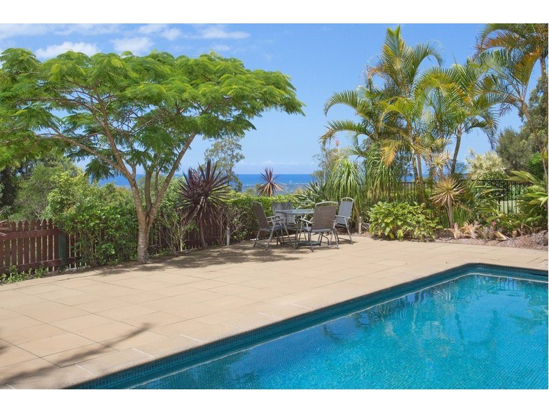 22 Brackenfield Court, Bonogin QLD 4213