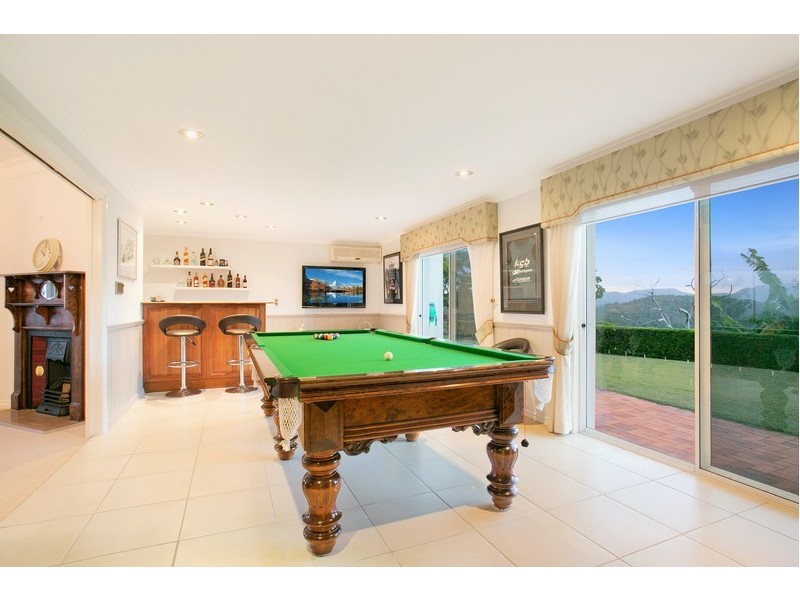 22 Brackenfield Court, Bonogin QLD 4213