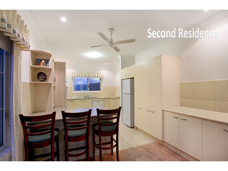 22 Brackenfield Court, Bonogin QLD 4213