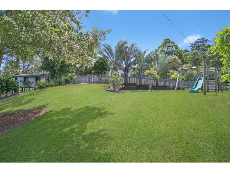22 Brackenfield Court, Bonogin QLD 4213