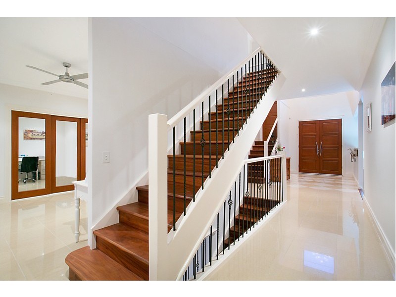 8 Joyce Court, Tallebudgera QLD 4228