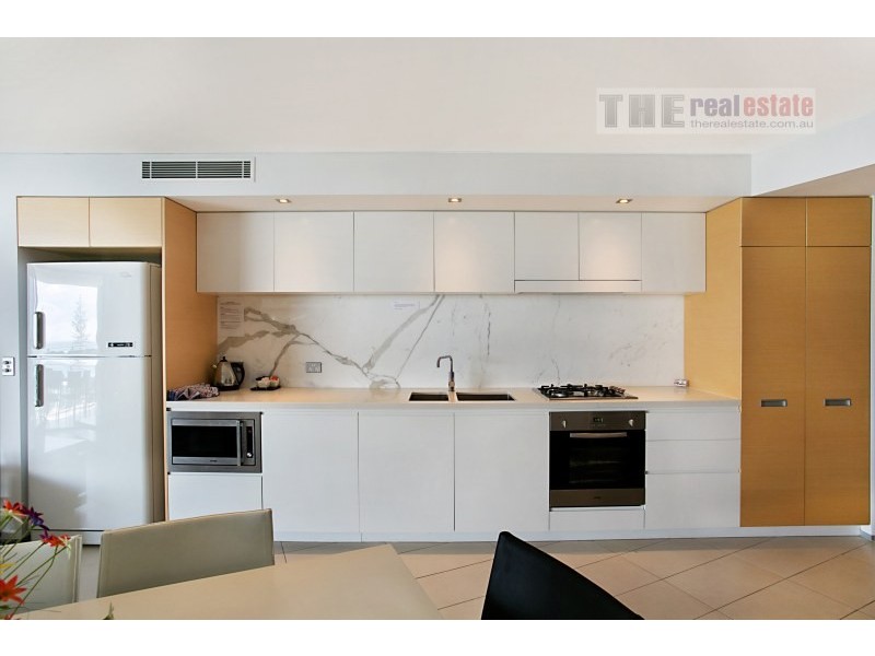 2073/2 The Esplanade, Burleigh Heads QLD 4220