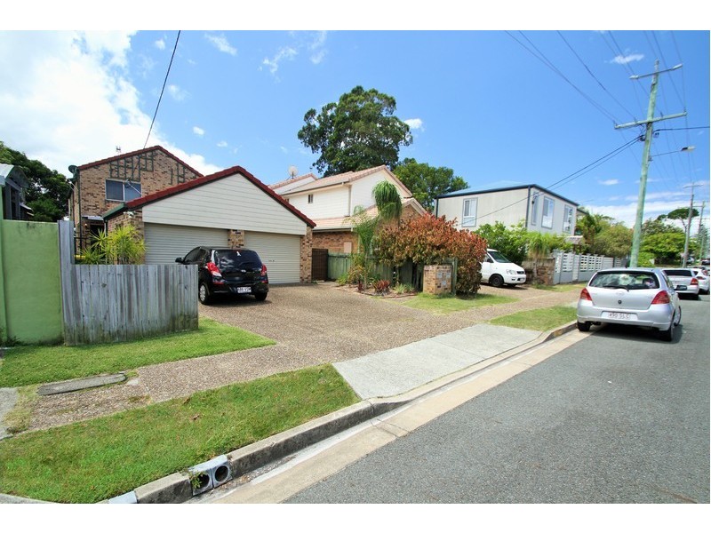 1/27 Twenty Fourth Avenue, Palm Beach QLD 4221