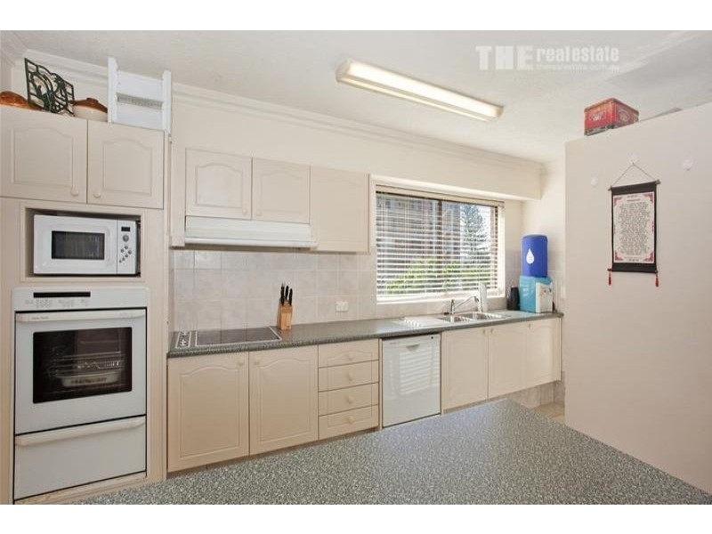 2/13 Nathan Street, Burleigh Heads QLD 4220