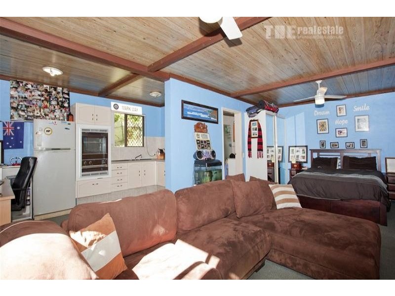 2/13 Nathan Street, Burleigh Heads QLD 4220