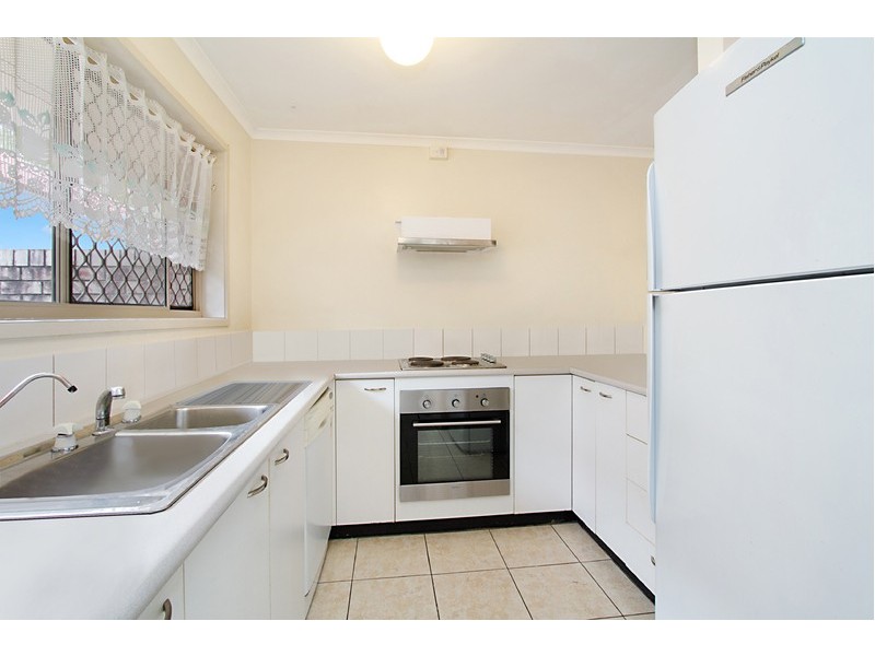 30/5 Greenlands Drive, Varsity Lakes QLD 4227