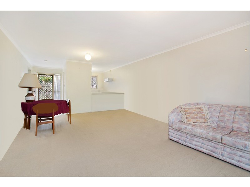 30/5 Greenlands Drive, Varsity Lakes QLD 4227