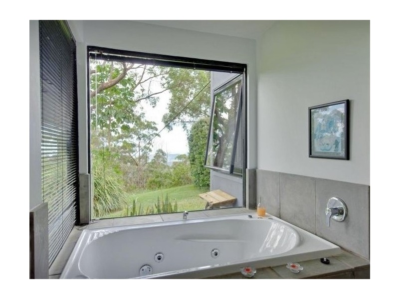 387 Henri Robert Drive, Mount Tamborine QLD 4272