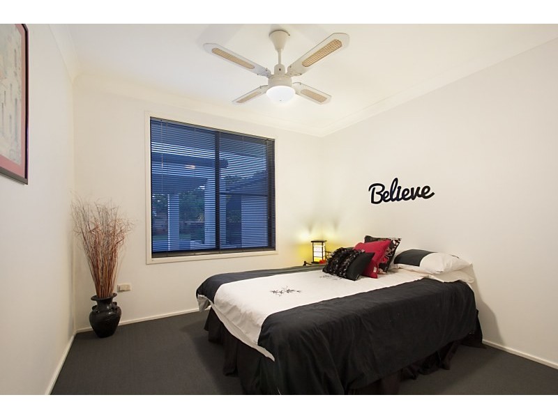 39 Rumrunner Street, Mermaid Waters QLD 4218