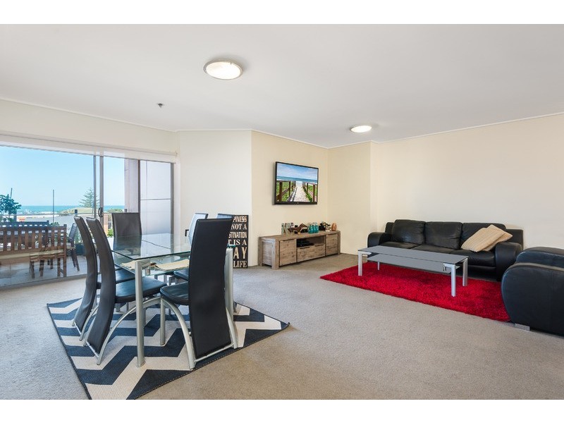 214/1 Toombul Avenue, Miami QLD 4220