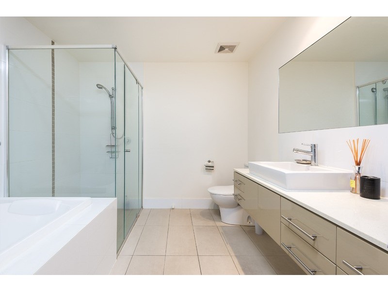 214/1 Toombul Avenue, Miami QLD 4220