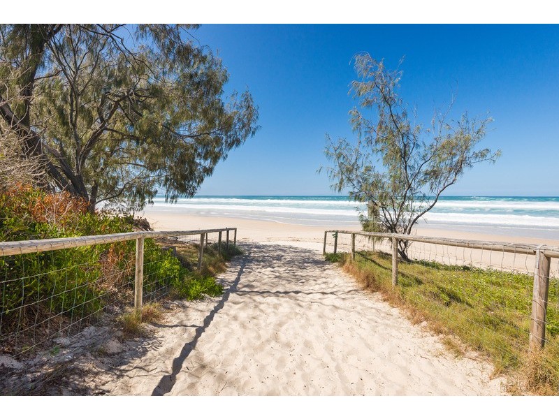 214/1 Toombul Avenue, Miami QLD 4220