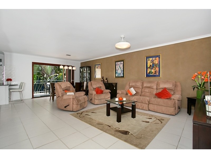 6/70 Marine Parade, Miami QLD 4220