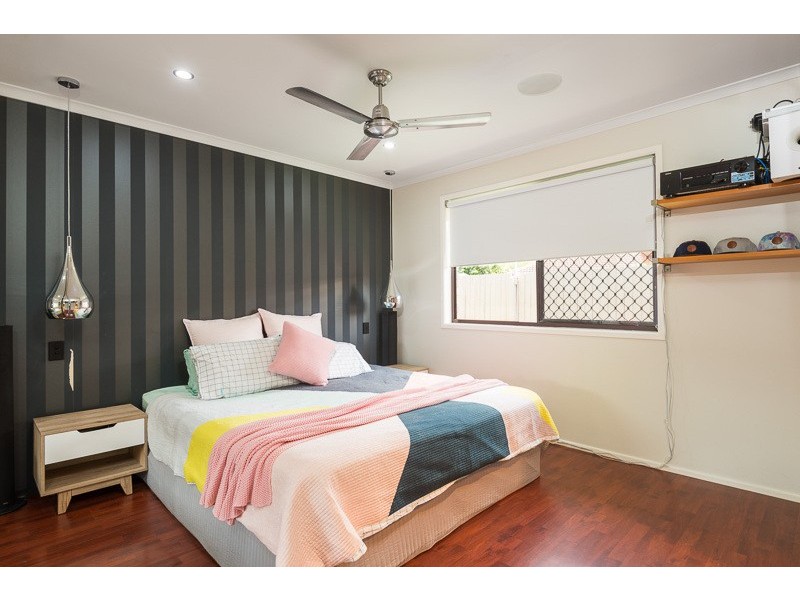 63 Silvabank Drive, Varsity Lakes QLD 4227