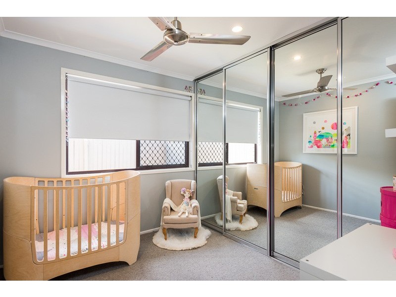 63 Silvabank Drive, Varsity Lakes QLD 4227