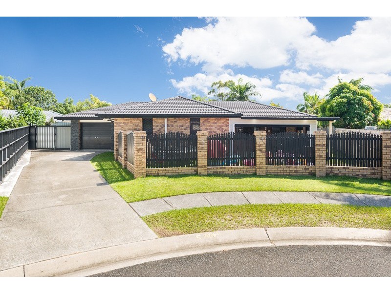 63 Silvabank Drive, Varsity Lakes QLD 4227