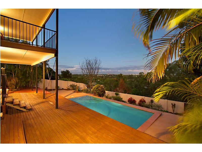 36 Convery Crescent, Highland Park QLD 4211