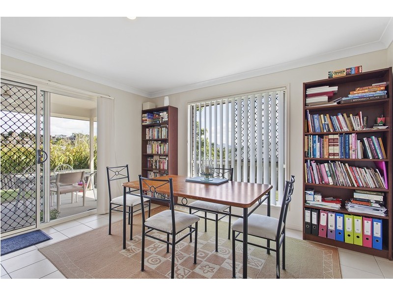 5 Codrington Circuit, Pacific Pines QLD 4211